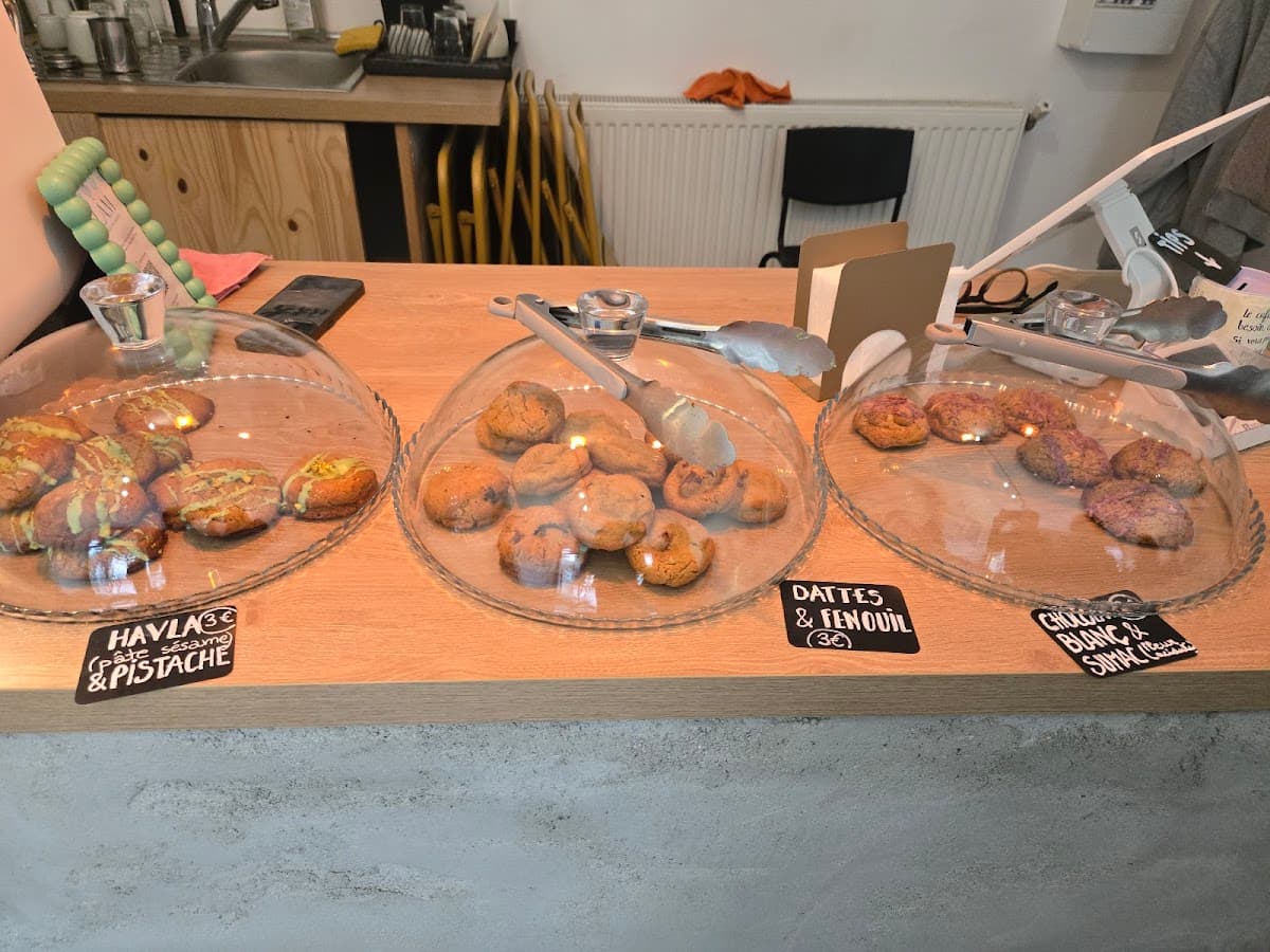 011 Café — specialty coffee shop in Paris (photo 6)