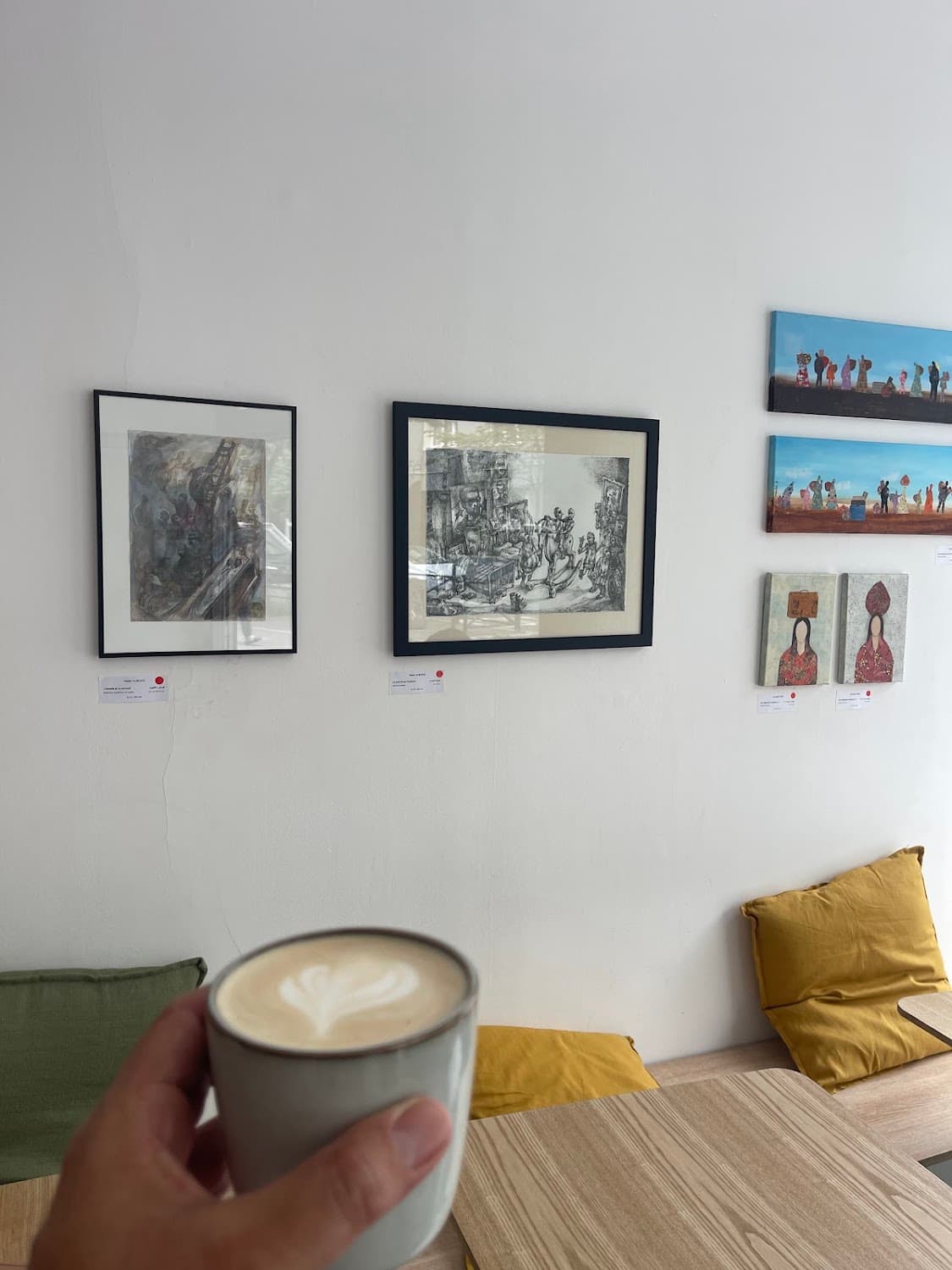 011, specialty coffee shop in Paris (photo 8)