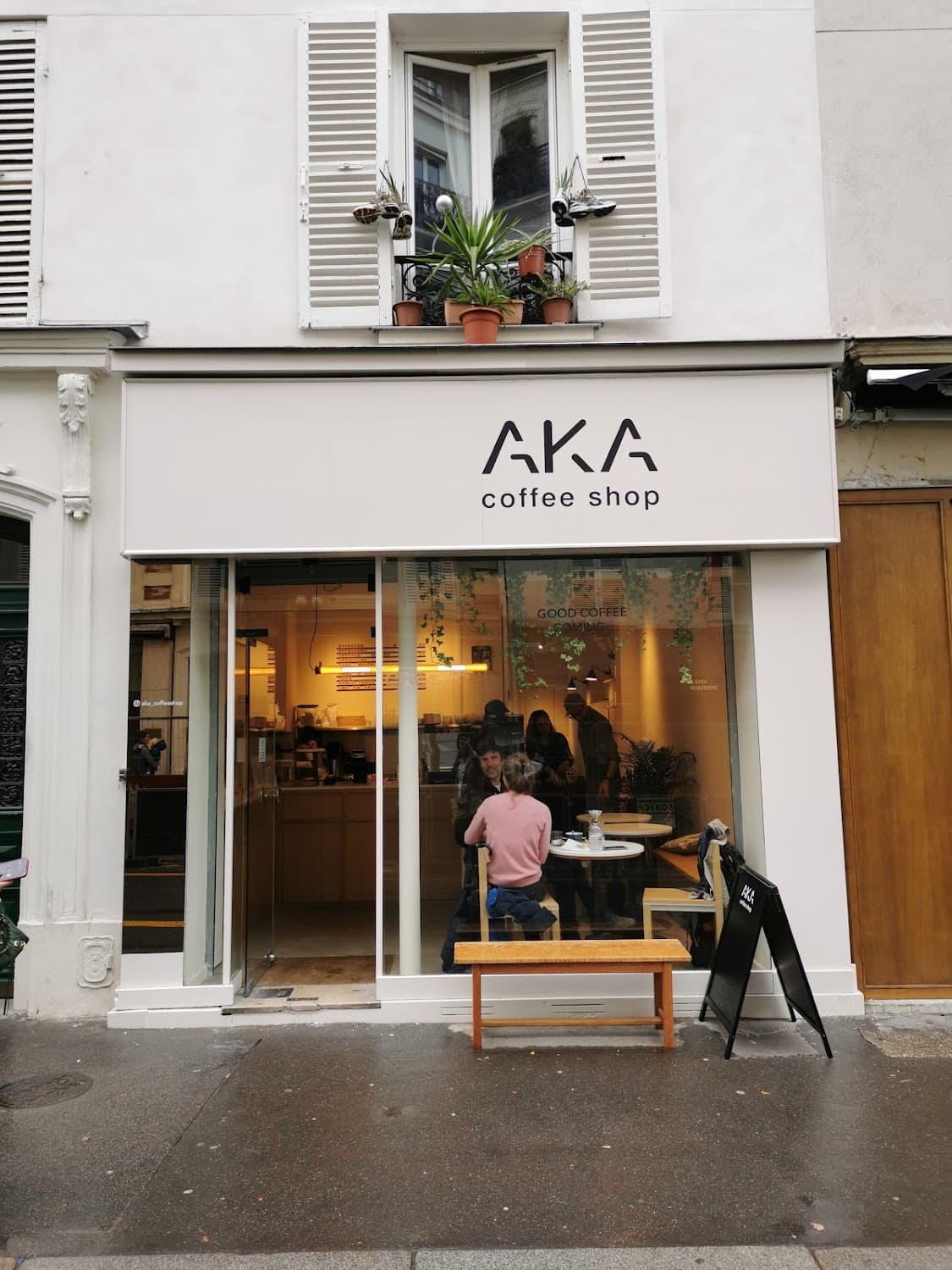 AKA Coffee Shop — specialty coffee shop in Paris (photo 4)
