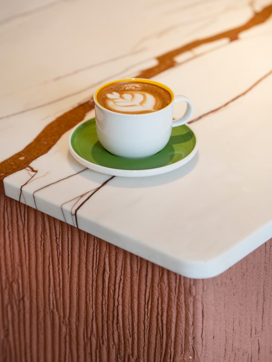 Araku - Rue de Bretagne — specialty coffee shop in Paris (photo 6)