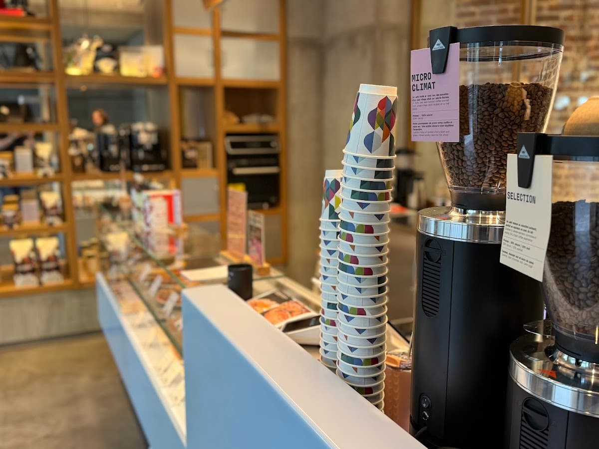 Araku - Rue de Prague, specialty coffee shop in Paris (photo 8)