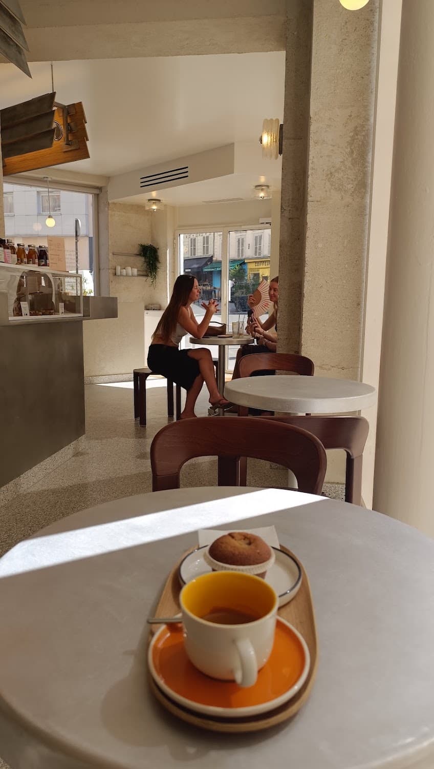 Araku - Rue Ferdinand Flocon, specialty coffee shop in Paris (photo 7)