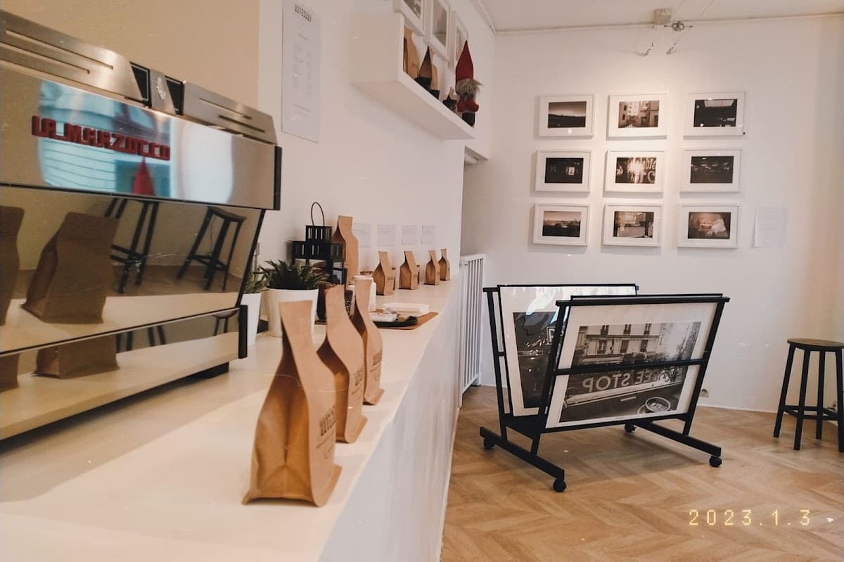 Artesano — specialty coffee shop in Paris (photo 2)