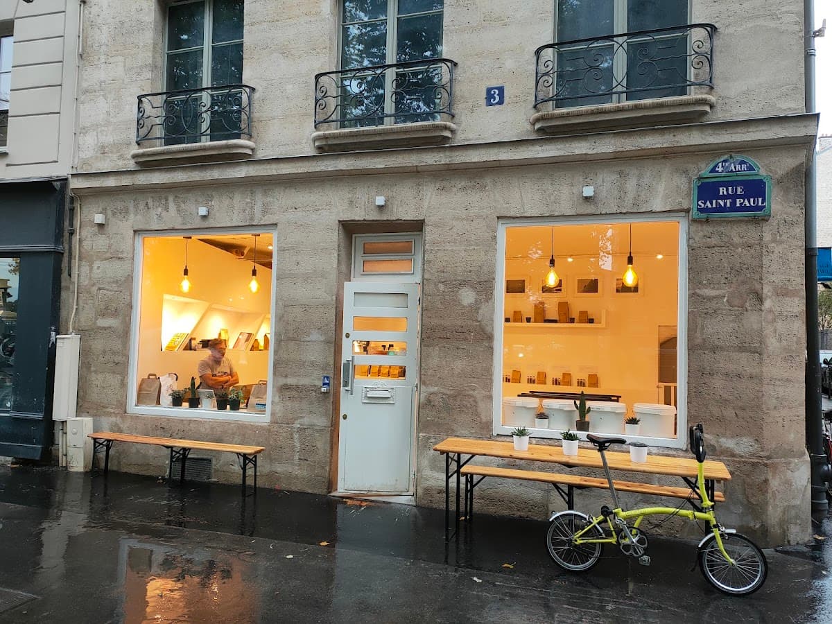 Artesano, specialty coffee shop in Paris