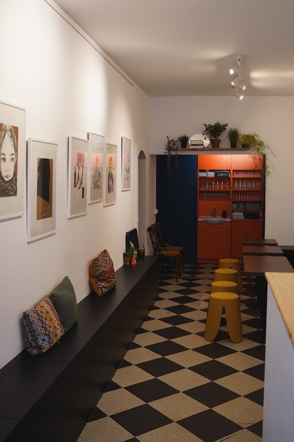 Artsy Coffee — specialty coffee shop in Paris (photo 4)