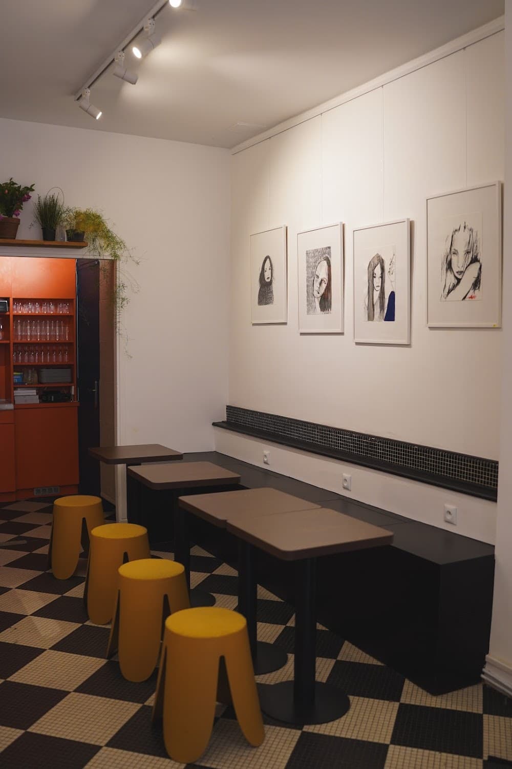 Artsy Coffee — specialty coffee shop in Paris (photo 5)