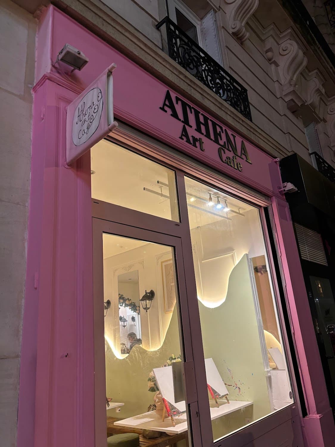 Athena art cafe — specialty coffee shop in Paris (photo 3)