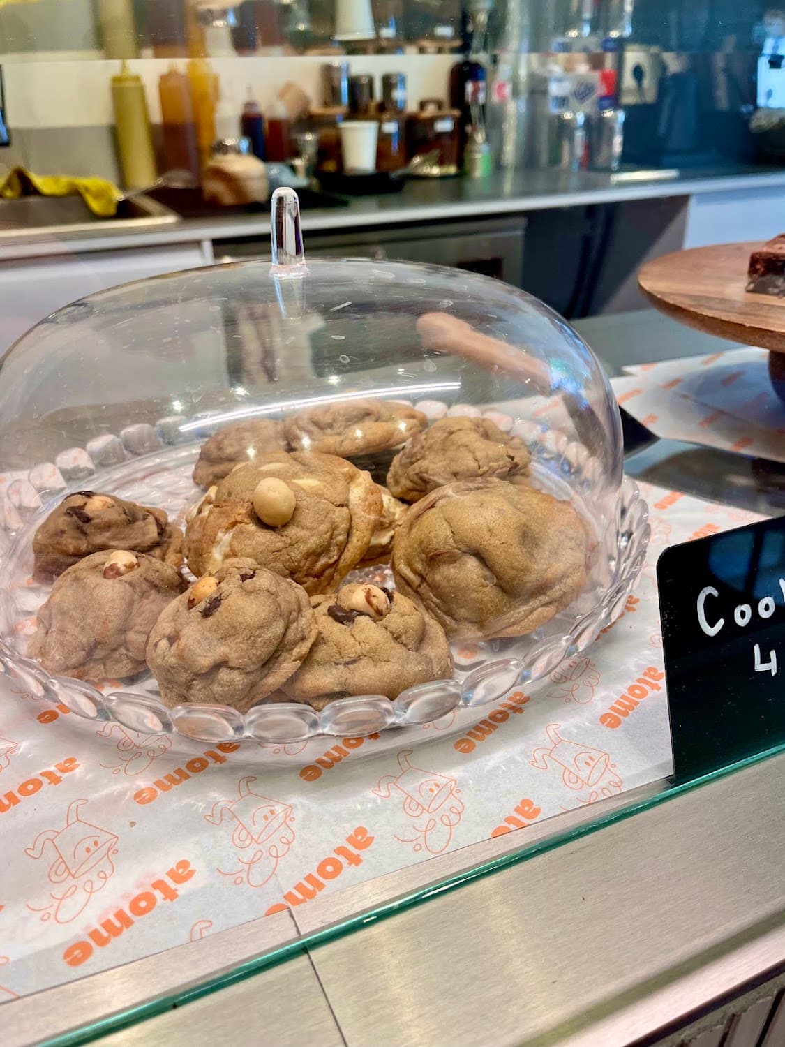 Atome Coffee Shop, specialty coffee shop in Paris (photo 7)