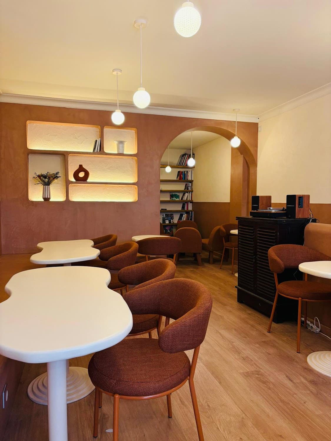Automne café — specialty coffee shop in Paris (photo 4)