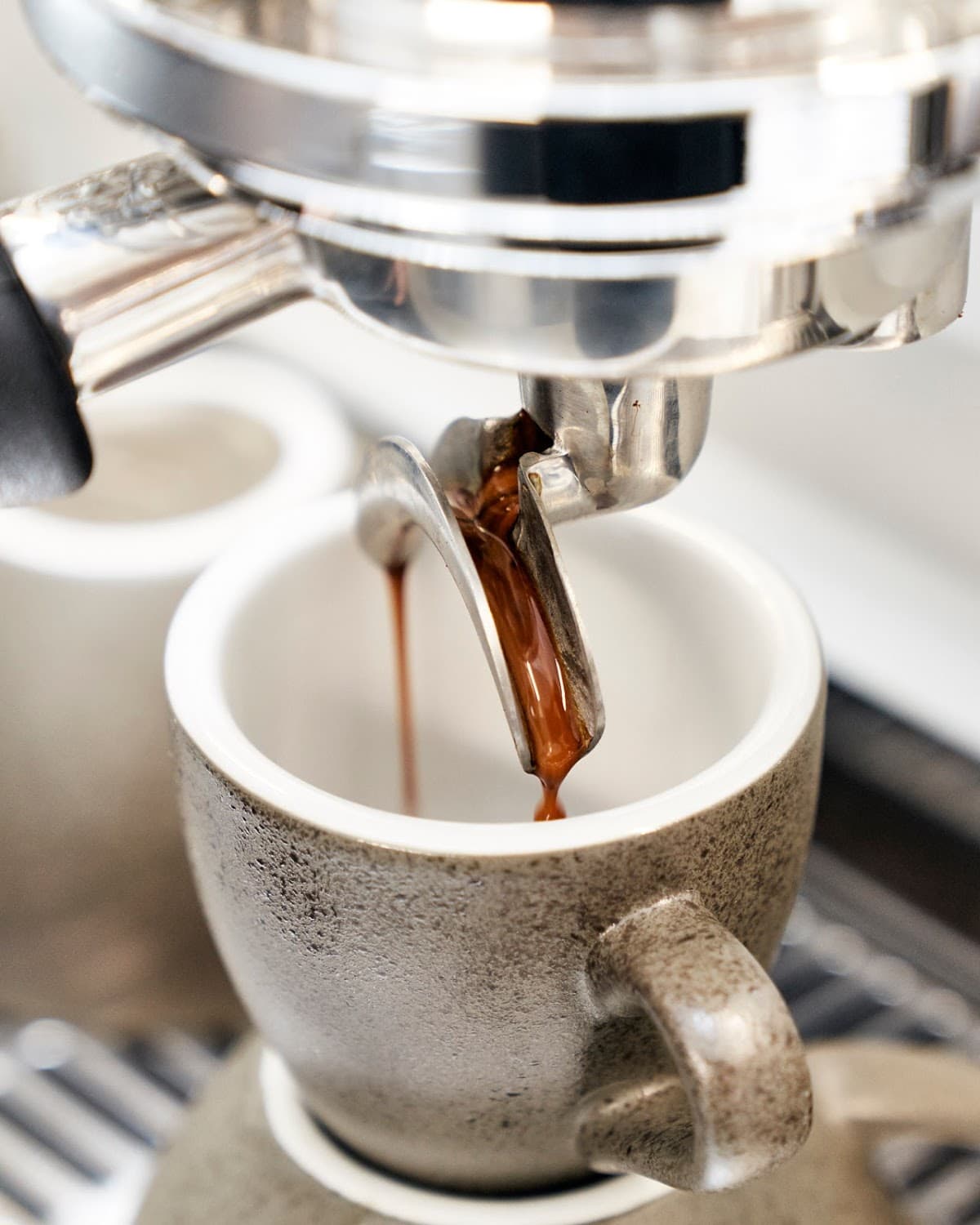 Back in Black — specialty coffee shop in Paris (photo 4)