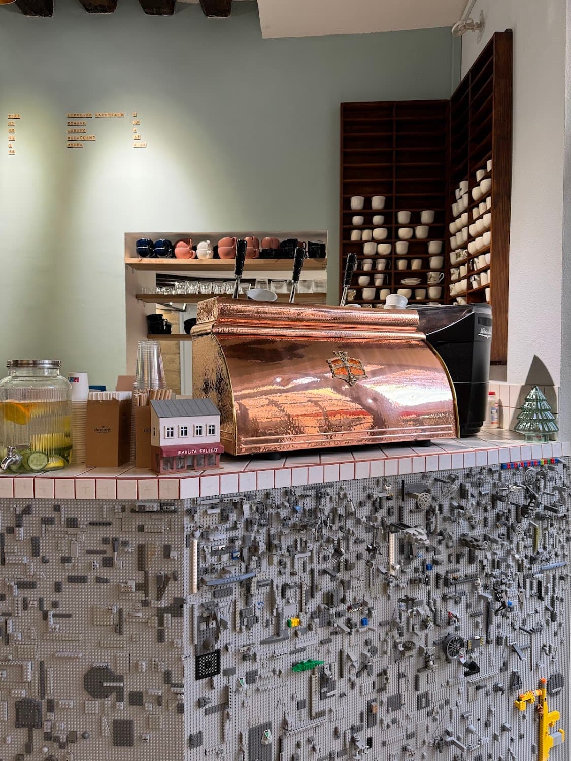 Barista Gallery — specialty coffee shop in Paris (photo 8)