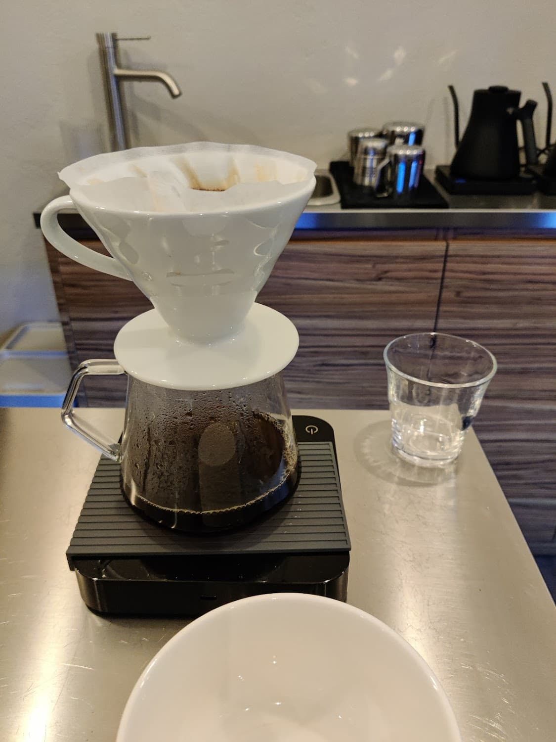 Base Coffee, specialty coffee shop in Paris (photo 7)