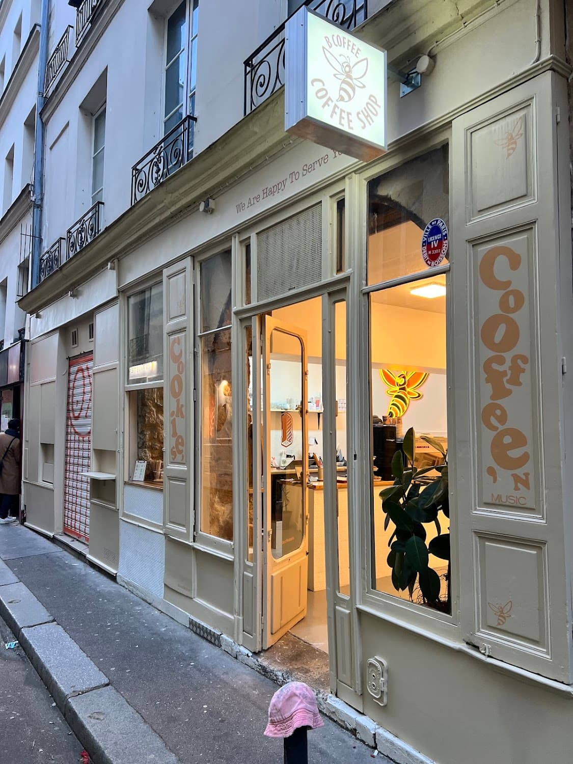 BCoffee — specialty coffee shop in Paris (photo 6)