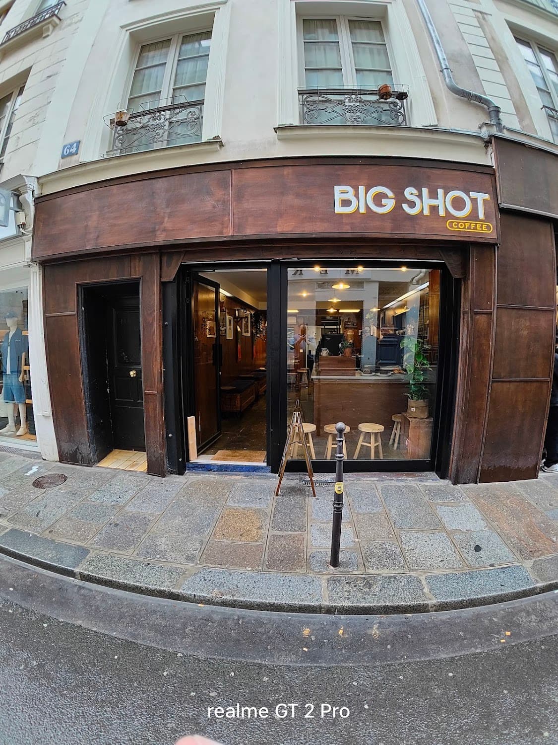 Big Shot coffee, specialty coffee shop in Paris (photo 8)