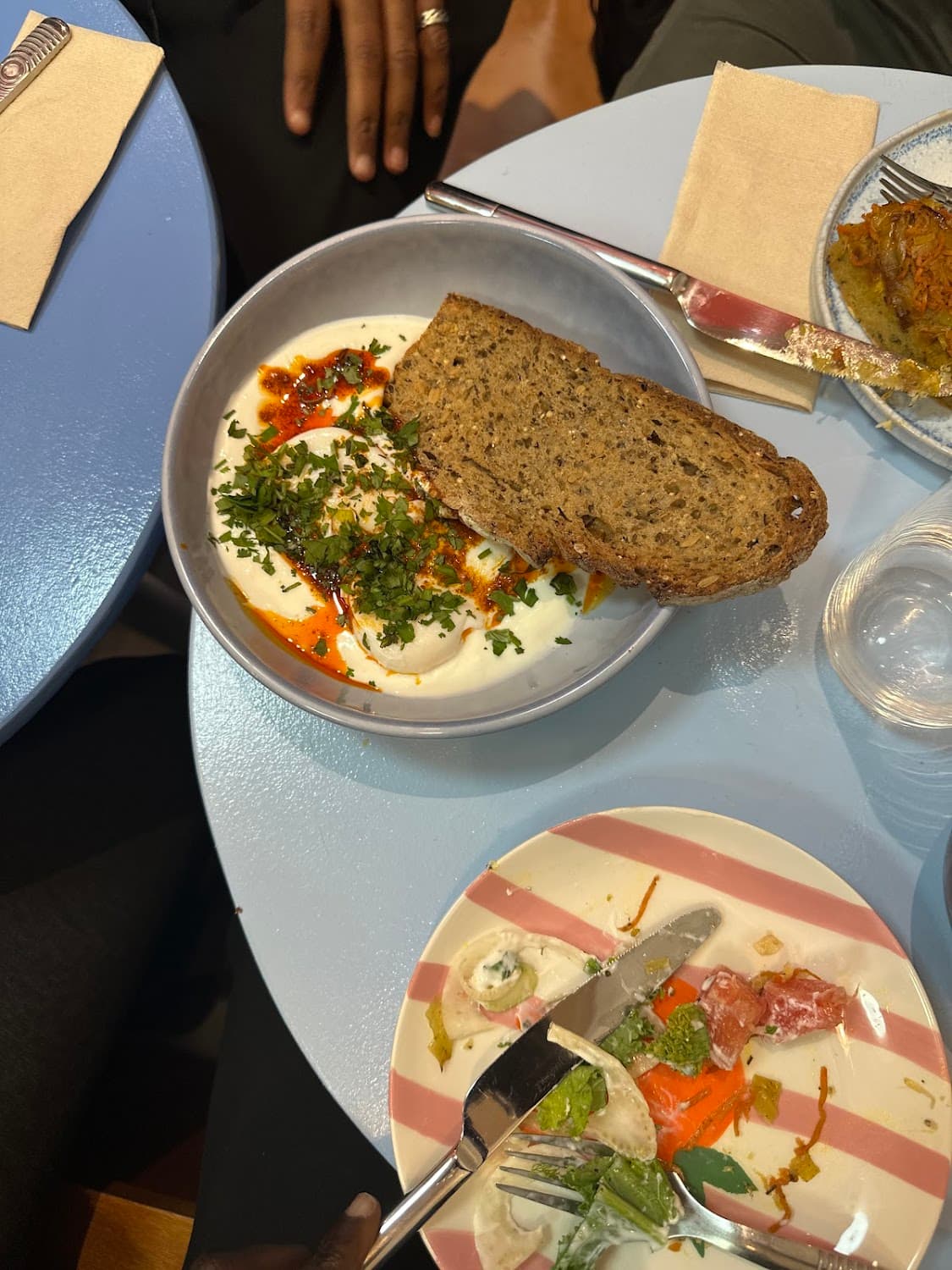 Binie - Café & Traiteur — specialty coffee shop in Paris (photo 3)