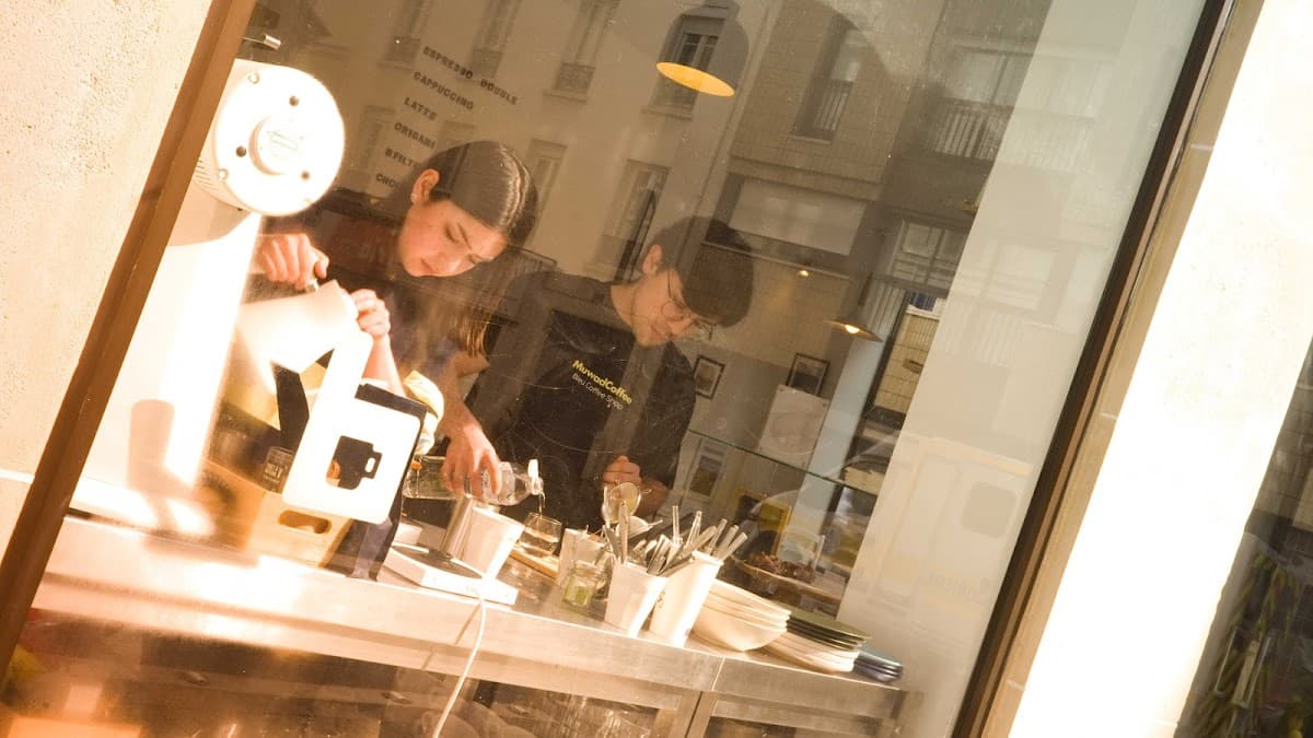 Bleu Coffee Shop — specialty coffee shop in Paris (photo 3)