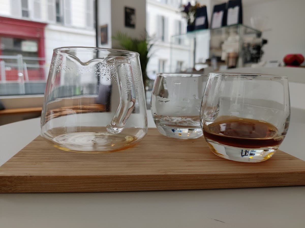 Bleu Coffee Shop — specialty coffee shop in Paris (photo 4)