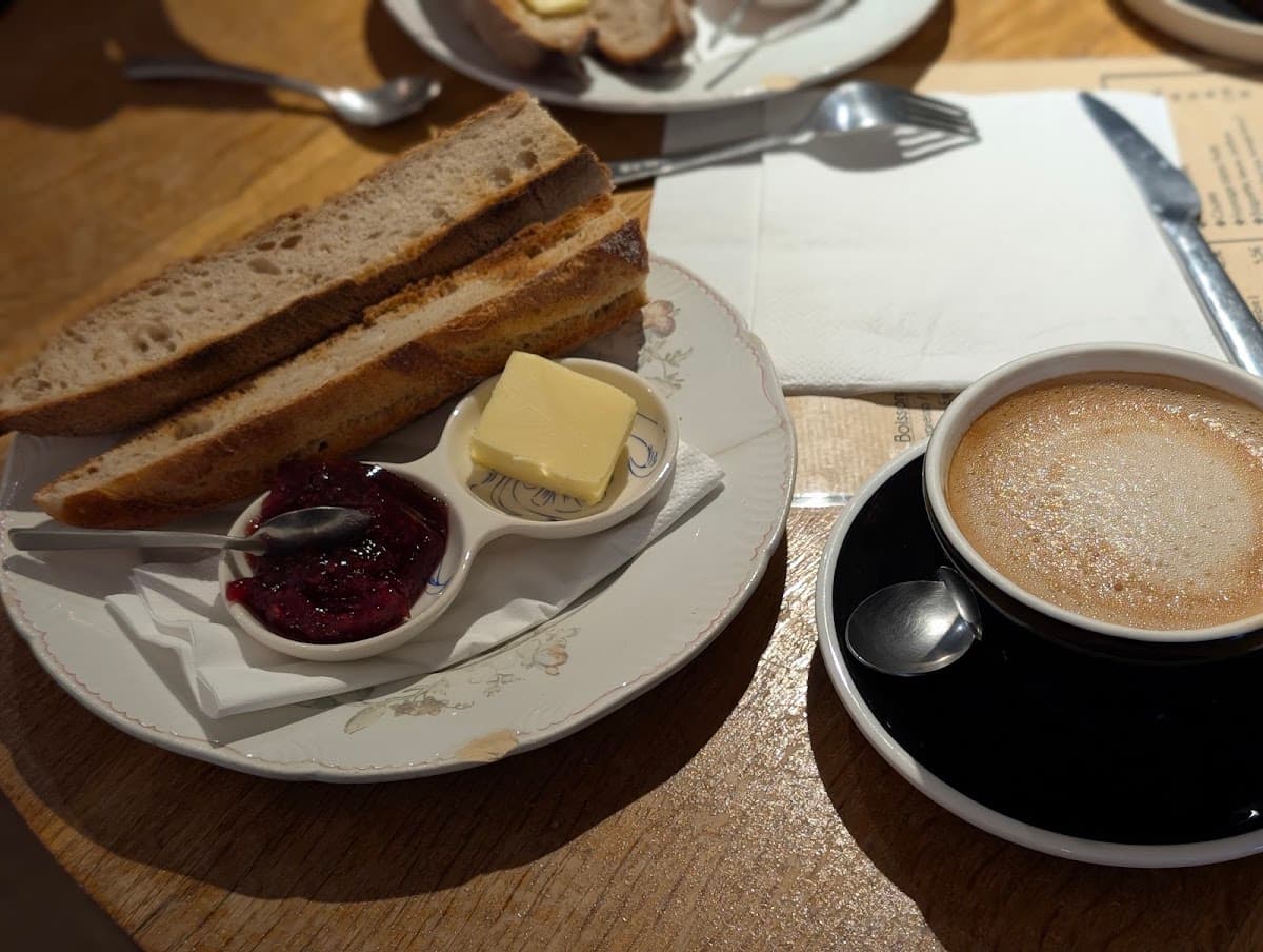 Bleu Olive, specialty coffee shop in Paris (photo 5)