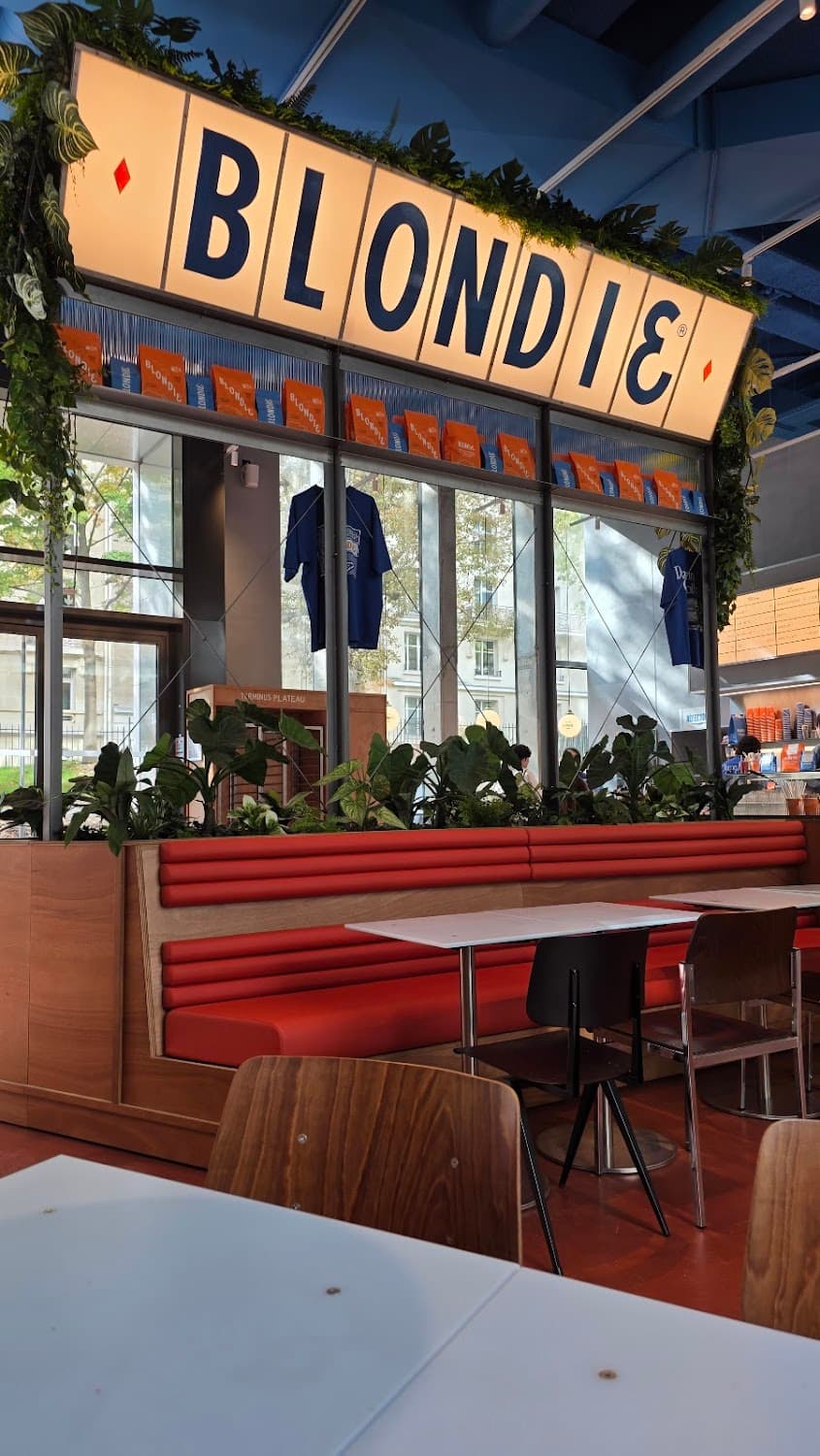 Blondie - Rue Louis Murat, specialty coffee shop in Paris