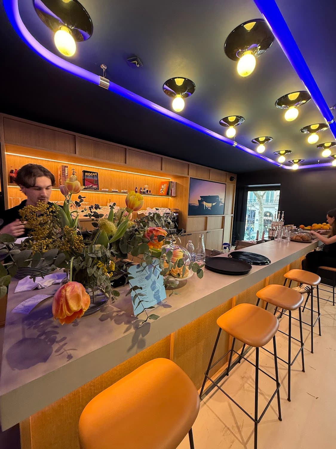 Blu — specialty coffee shop in Paris (photo 4)