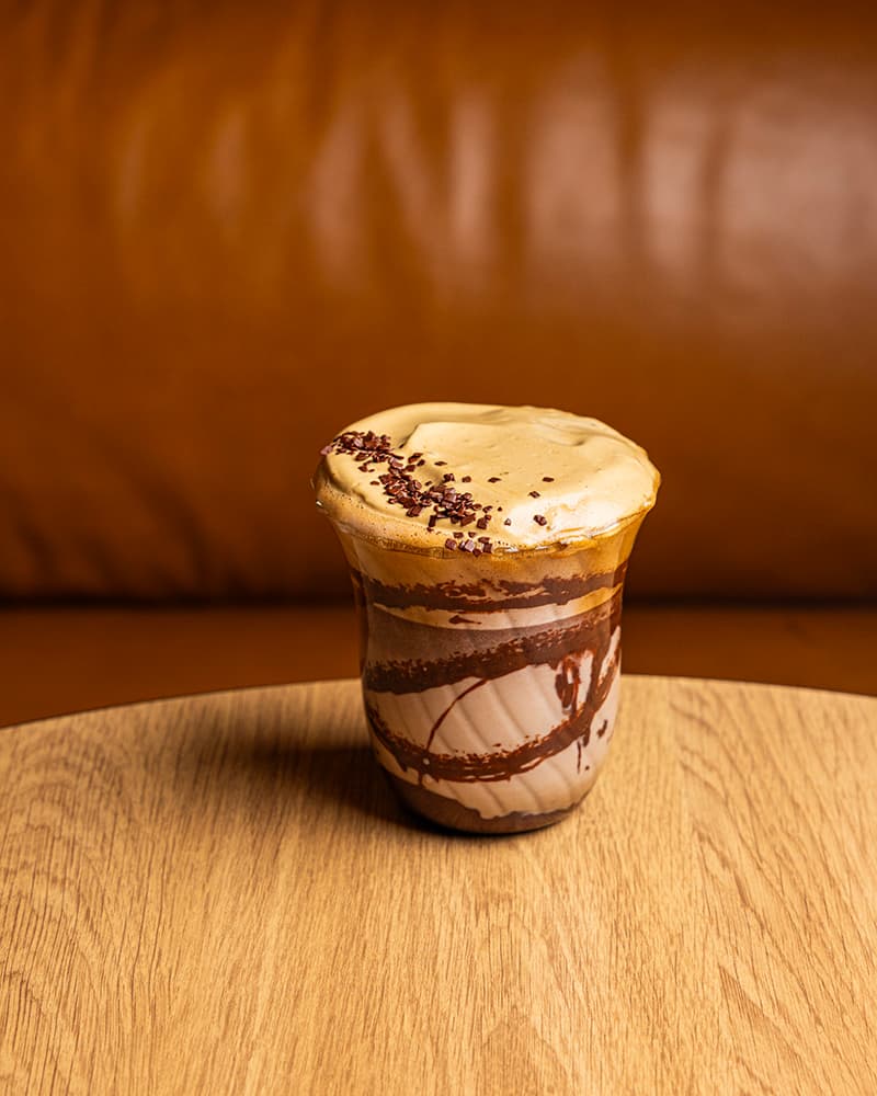 Blu — specialty coffee shop in Paris (photo 5)