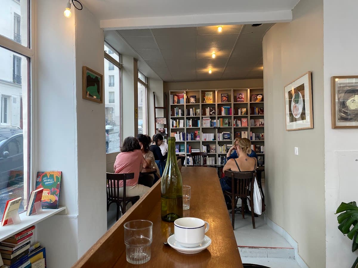 Bokbar — specialty coffee shop in Paris (photo 5)
