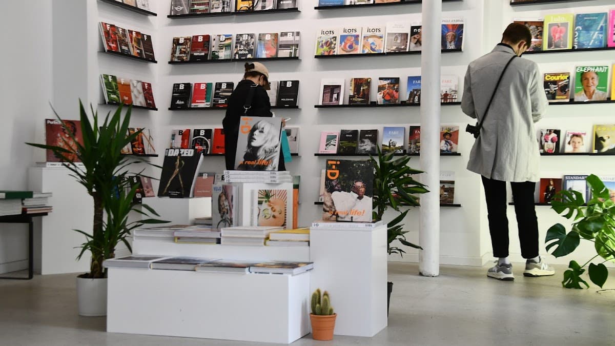 Bonjour Jacob Canal Saint Martin Coffee I Magazine I Vinyl