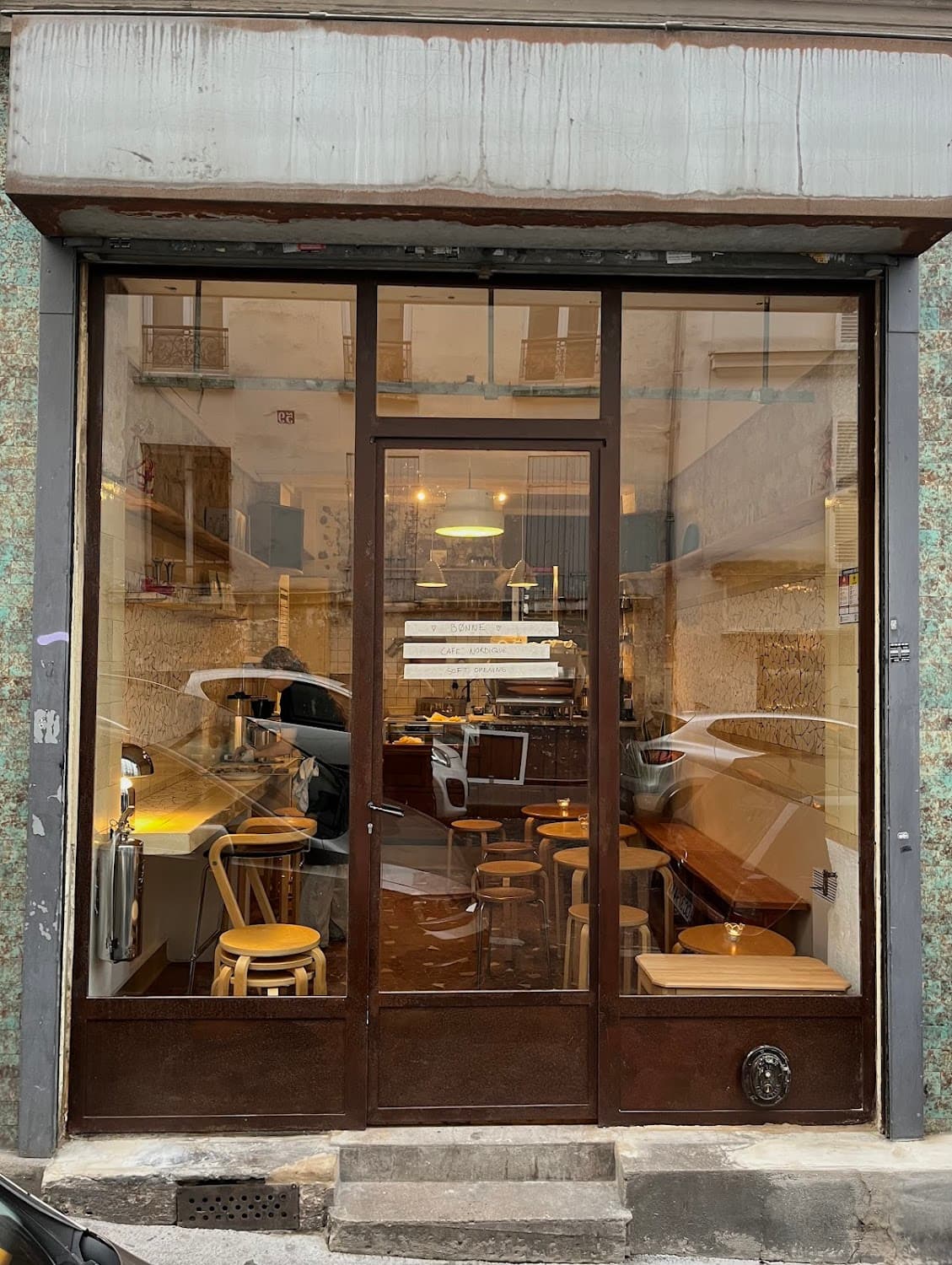 Bønne — specialty coffee shop in Paris (photo 7)