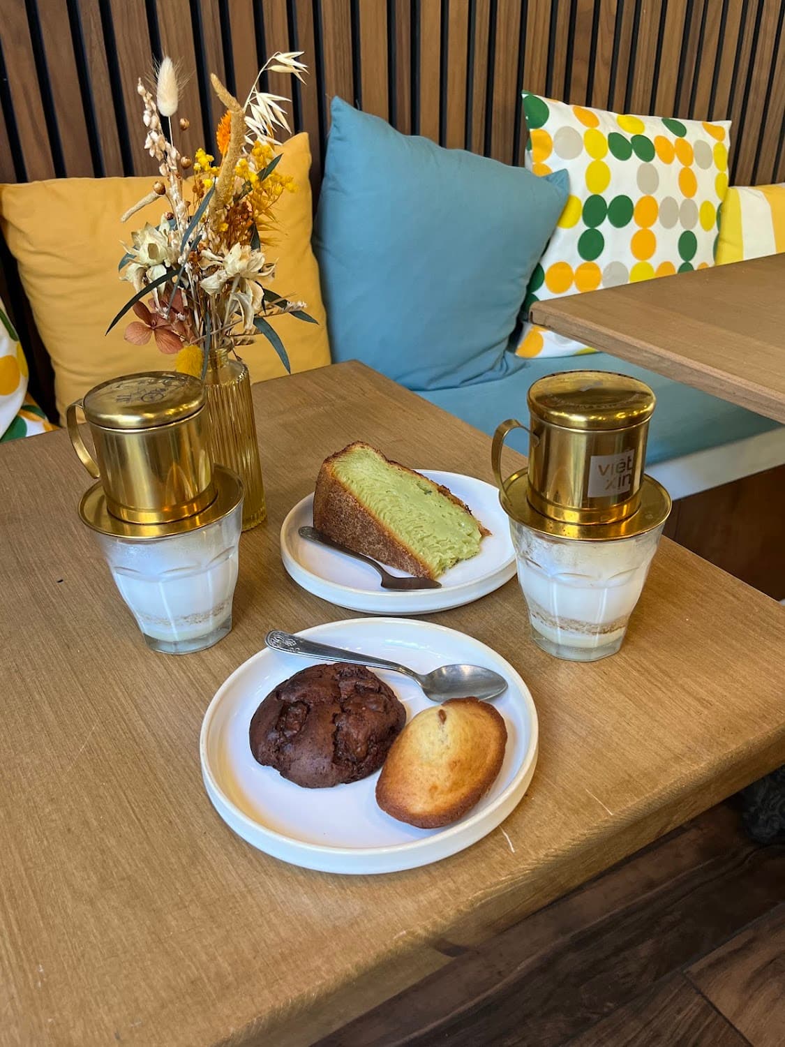 Buena Onda Cà Phê — specialty coffee shop in Paris (photo 4)