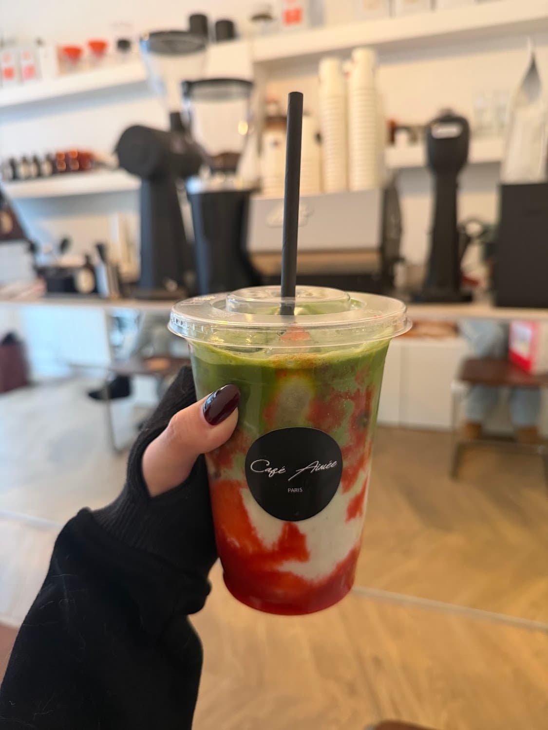 Café Aimée — specialty coffee shop in Paris (photo 6)