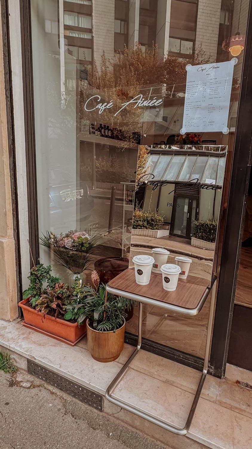 Café Aimée, specialty coffee shop in Paris