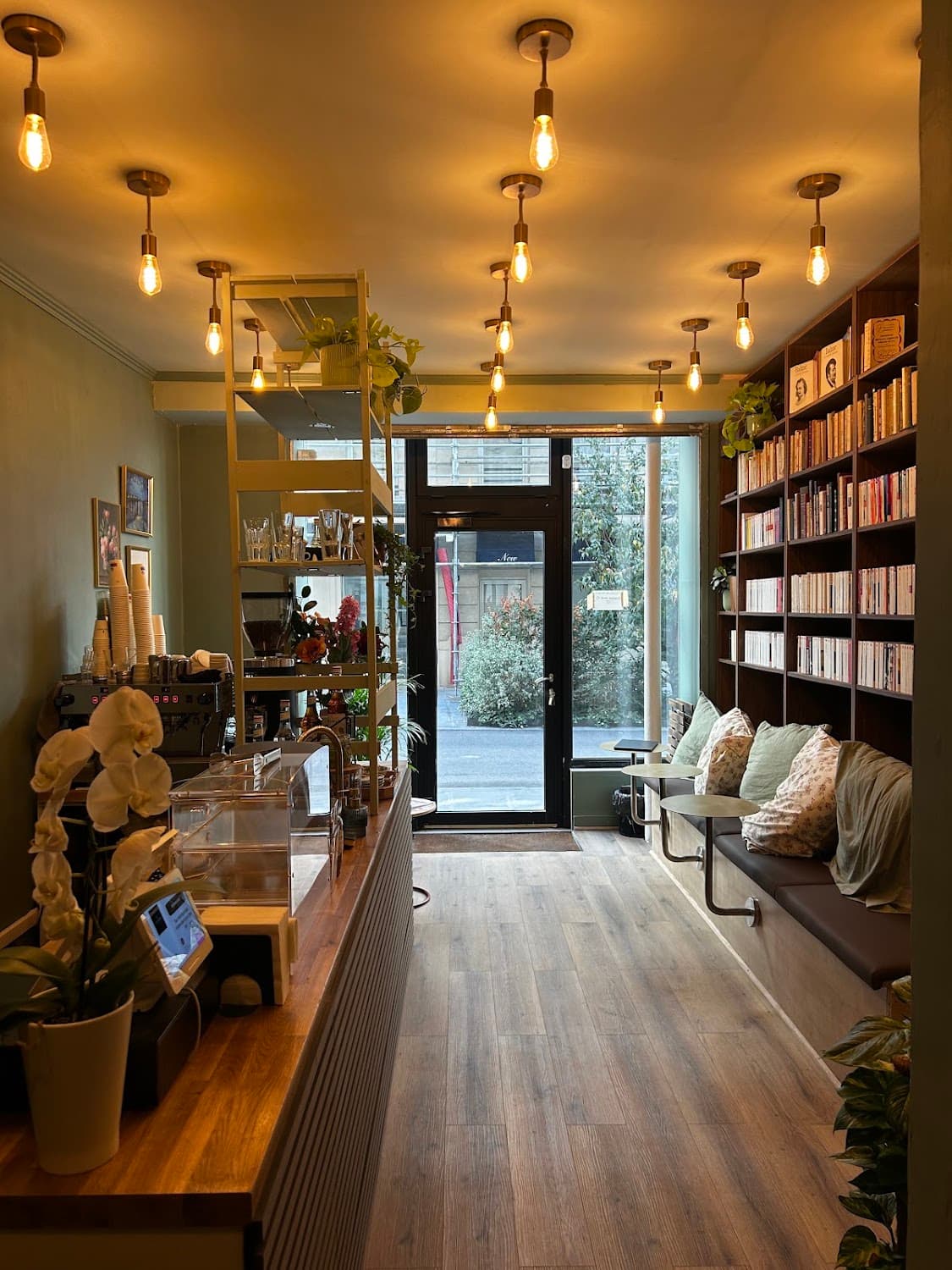 Café Combray, specialty coffee shop in Paris (photo 5)