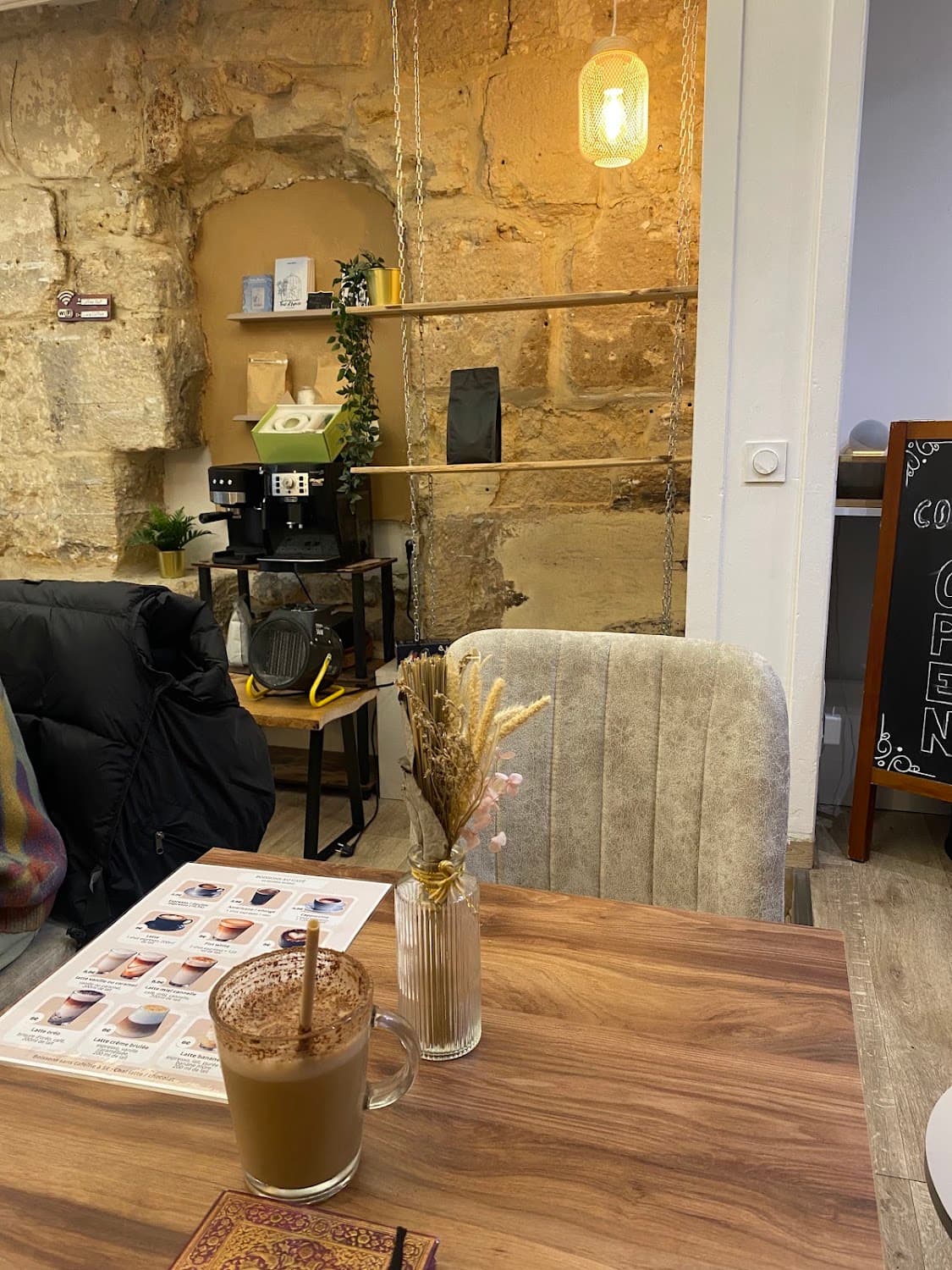 JOGUI, specialty coffee shop in Paris (photo 8)