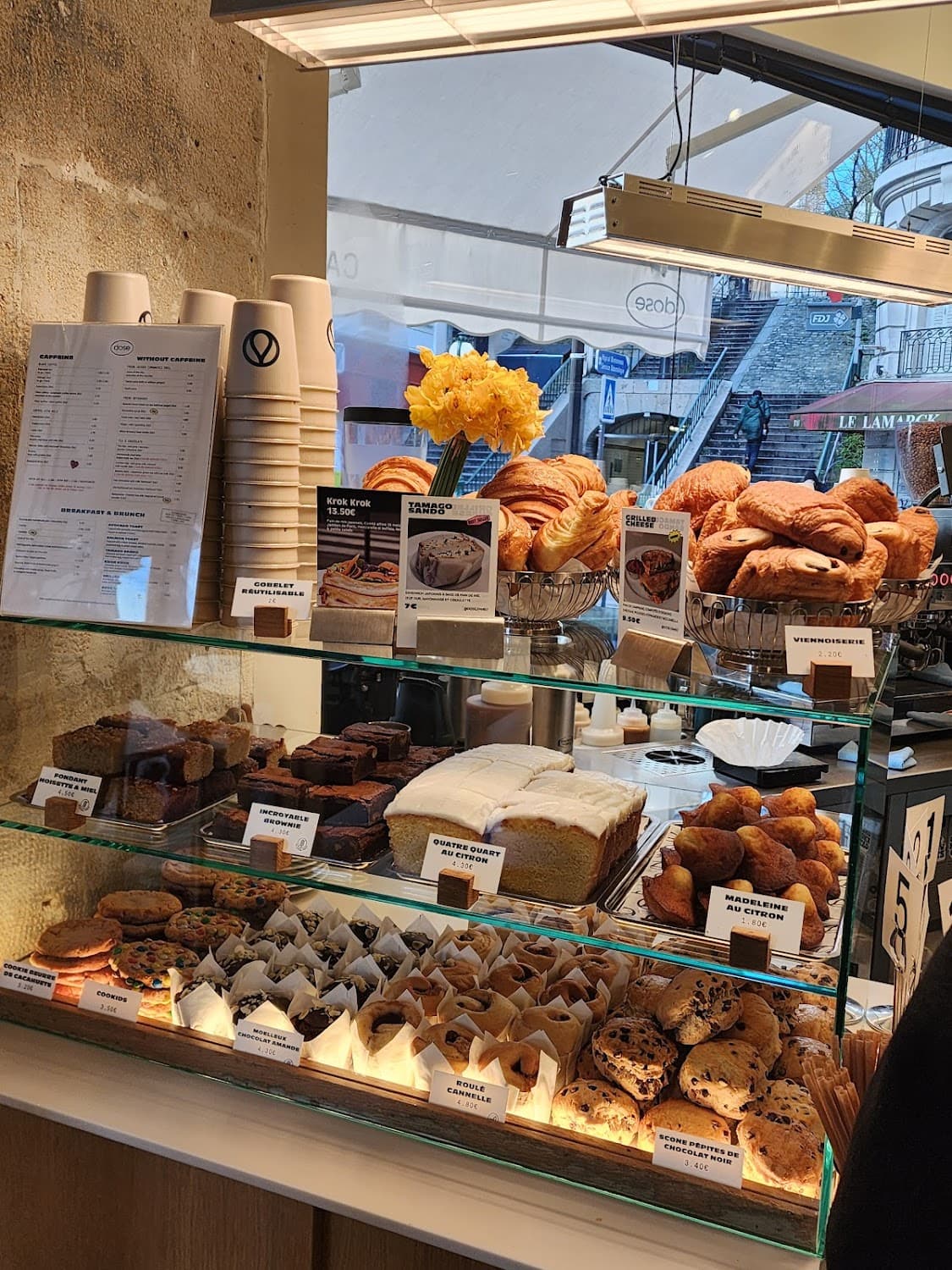 Café Dose Paris • Lamarck — specialty coffee shop in Paris (photo 7)