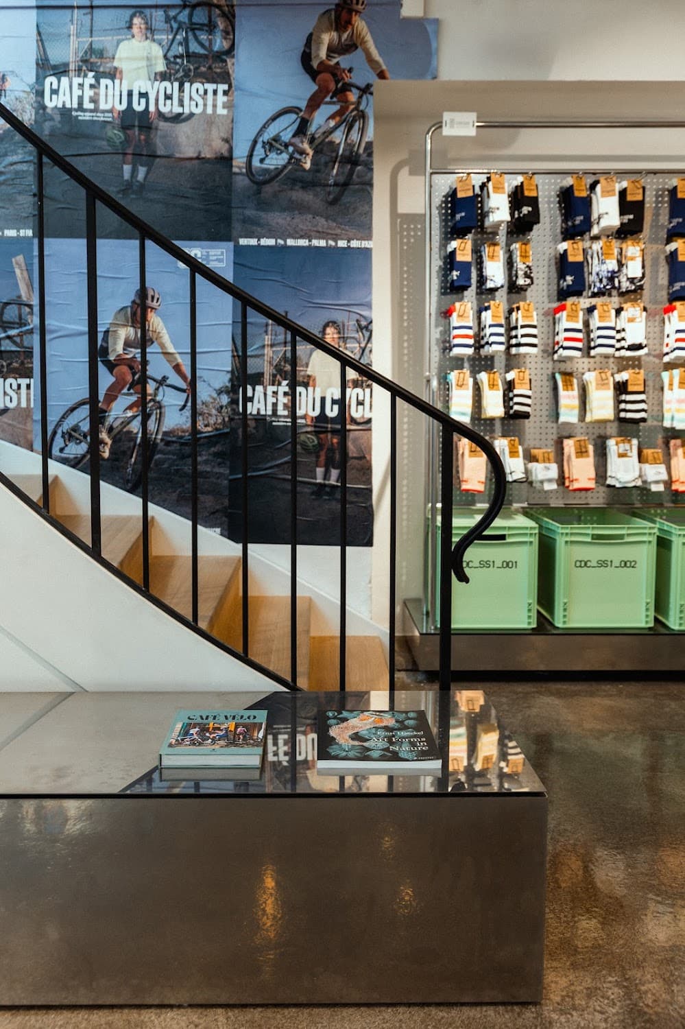 Café du Cycliste — specialty coffee shop in Paris (photo 3)