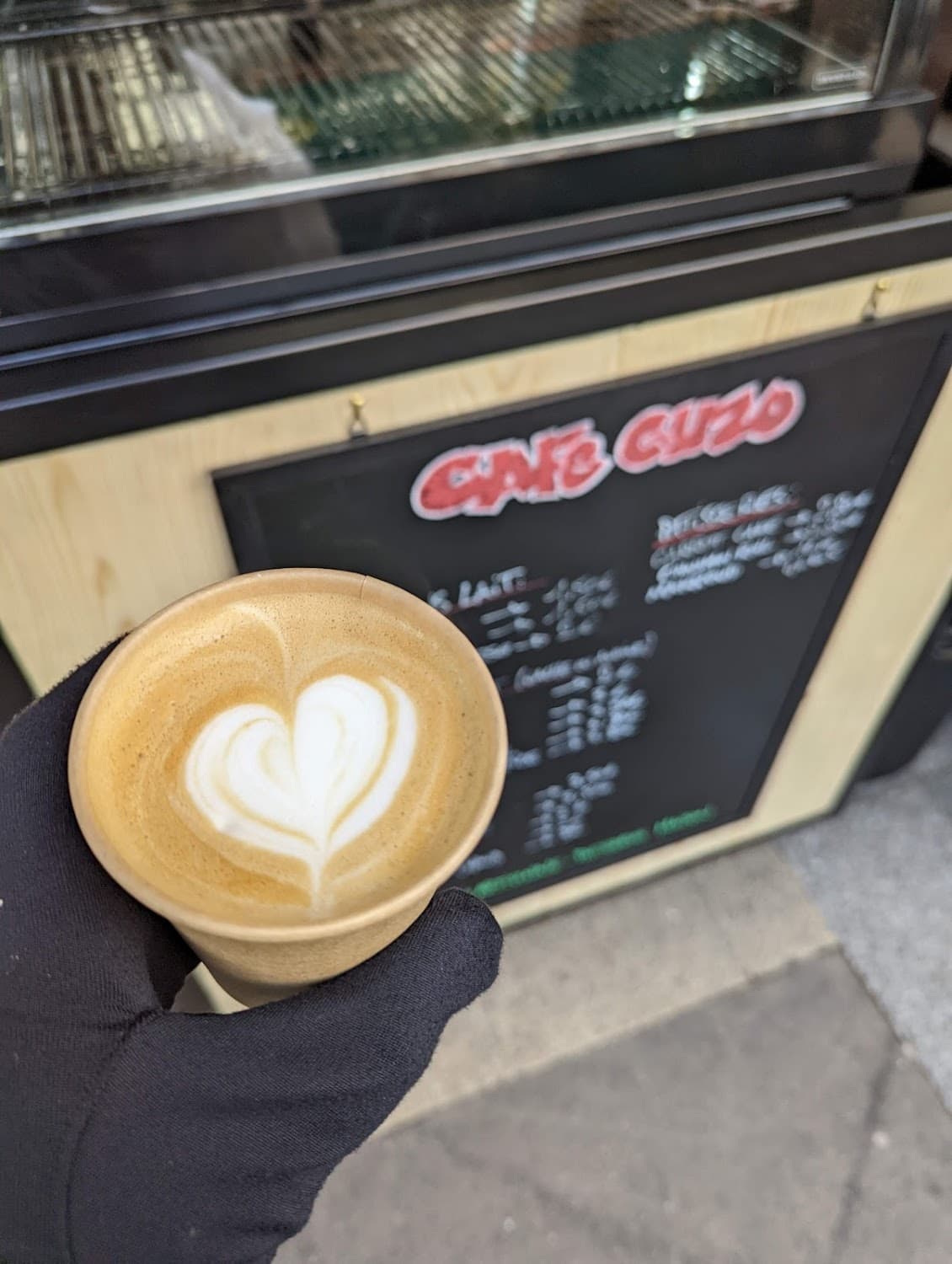 Café Guzo - Street Coffeeshop marché Pte Dorée — specialty coffee shop in Paris (photo 1)
