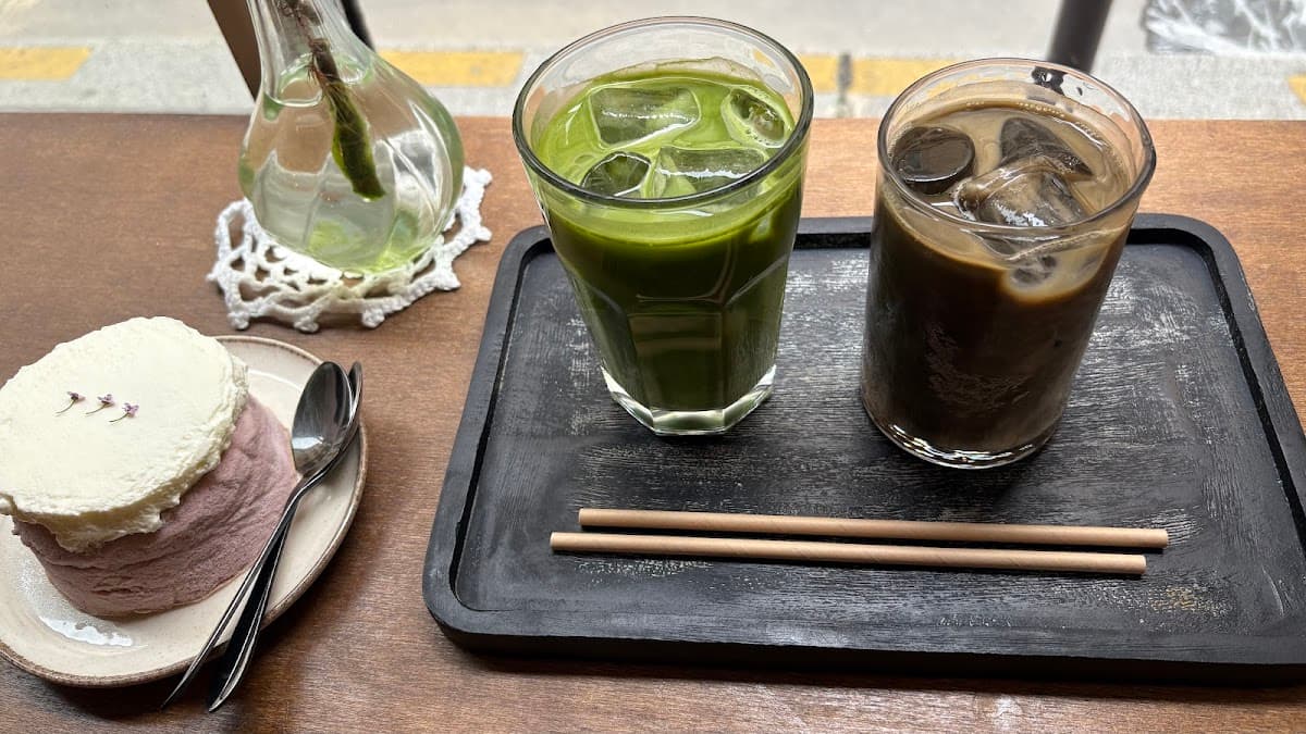 Café Jirisan — specialty coffee shop in Paris (photo 2)
