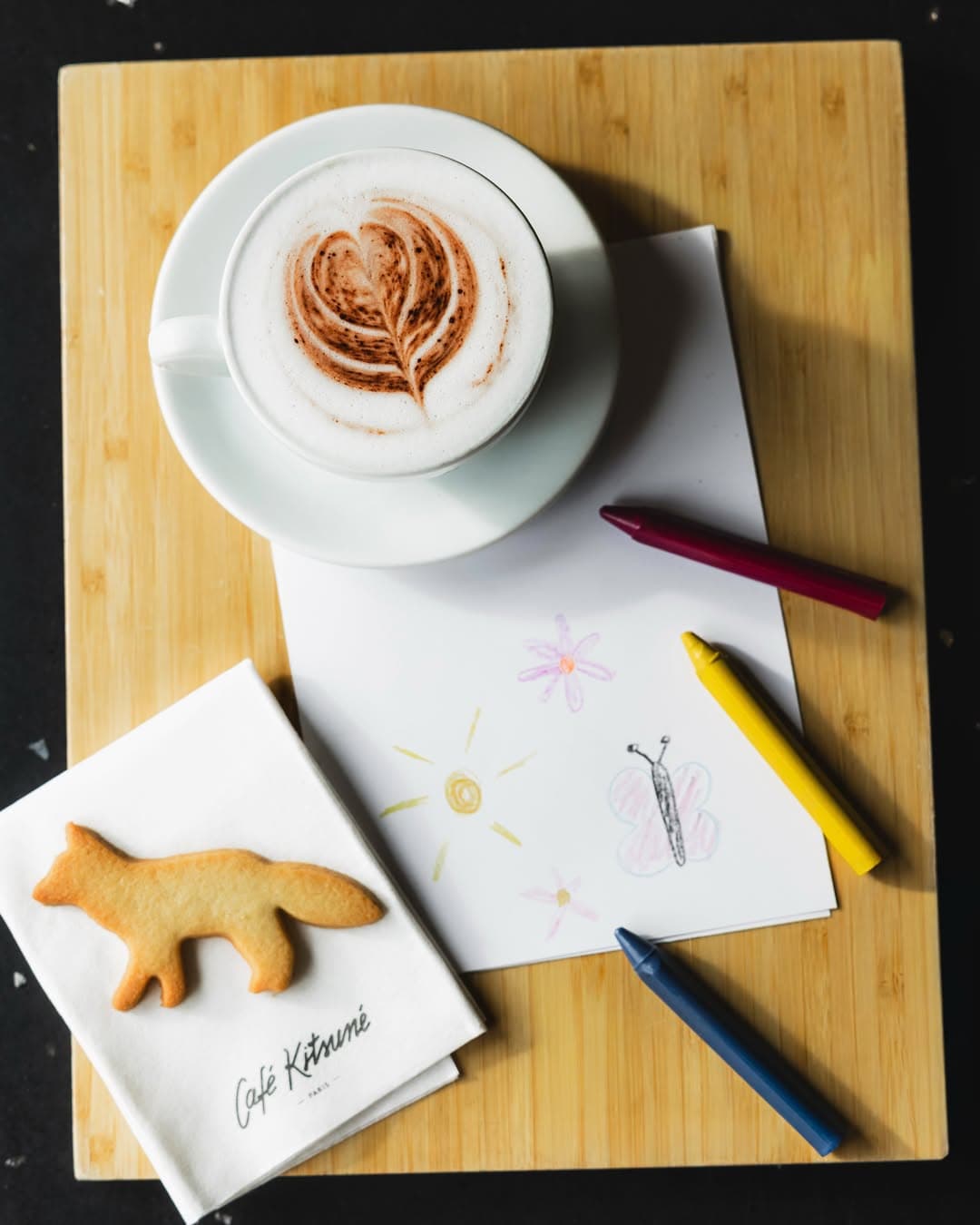 Café Kitsuné Vertbois — specialty coffee shop in Paris (photo 8)