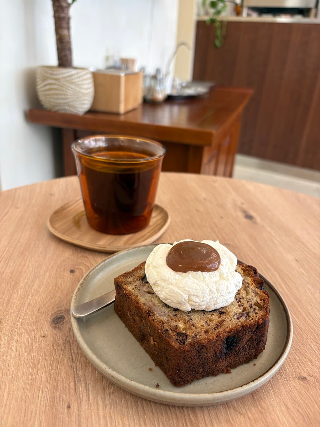 Café Là, specialty coffee shop in Paris (photo 7)
