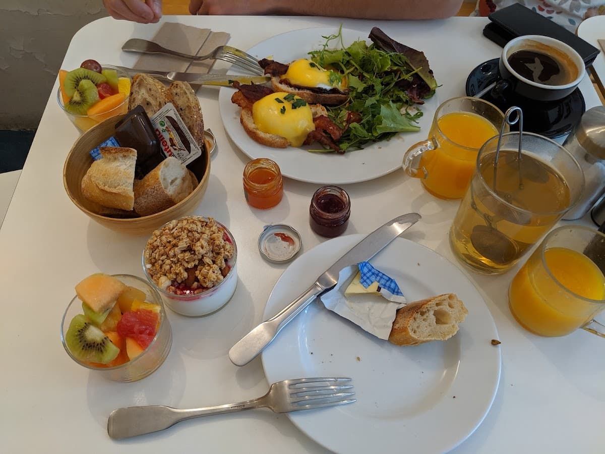 Café Madam — specialty coffee shop in Paris (photo 3)