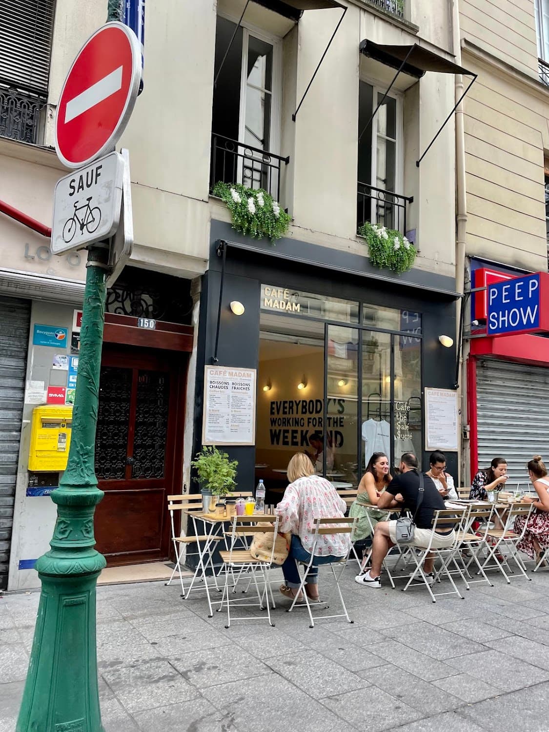 Café Madam, specialty coffee shop in Paris (photo 8)