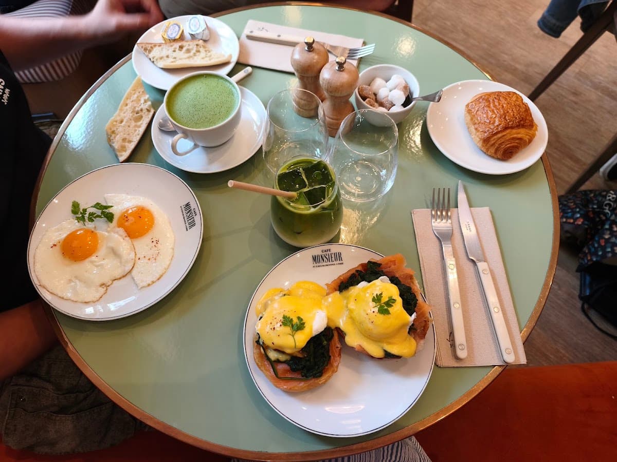 Café Monsieur - Coffee shop & Brunch Paris 9, specialty coffee shop in Paris (photo 5)