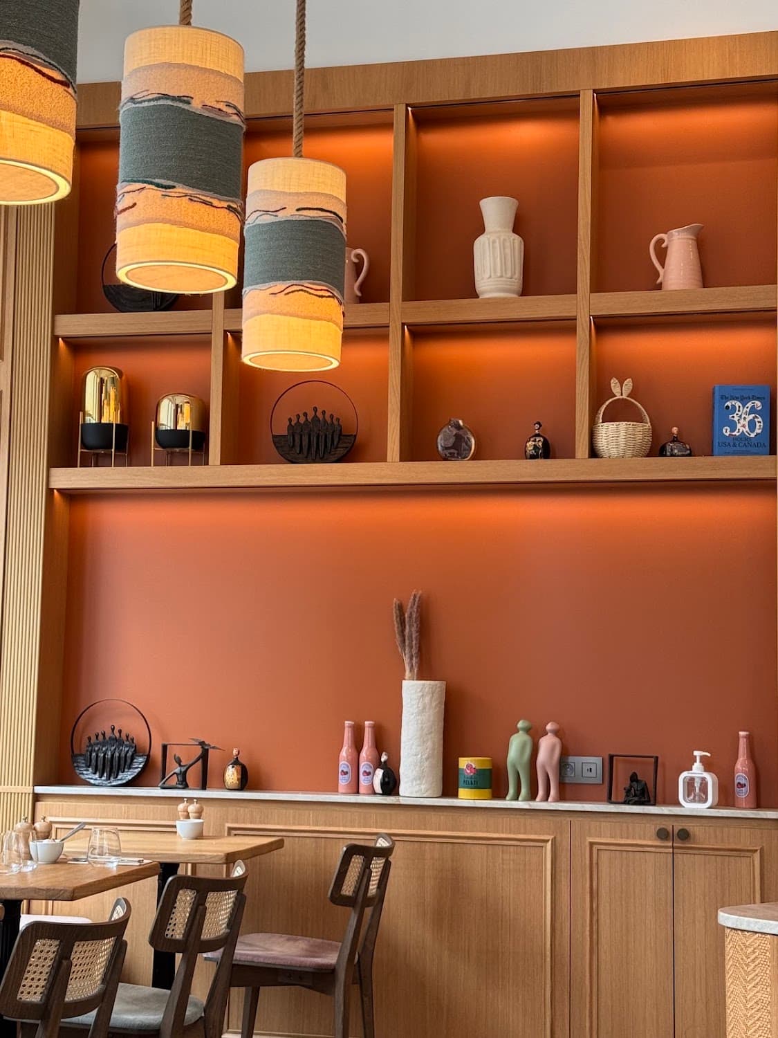 Café Monsieur - Coffee shop & Brunch Paris 9, specialty coffee shop in Paris (photo 6)