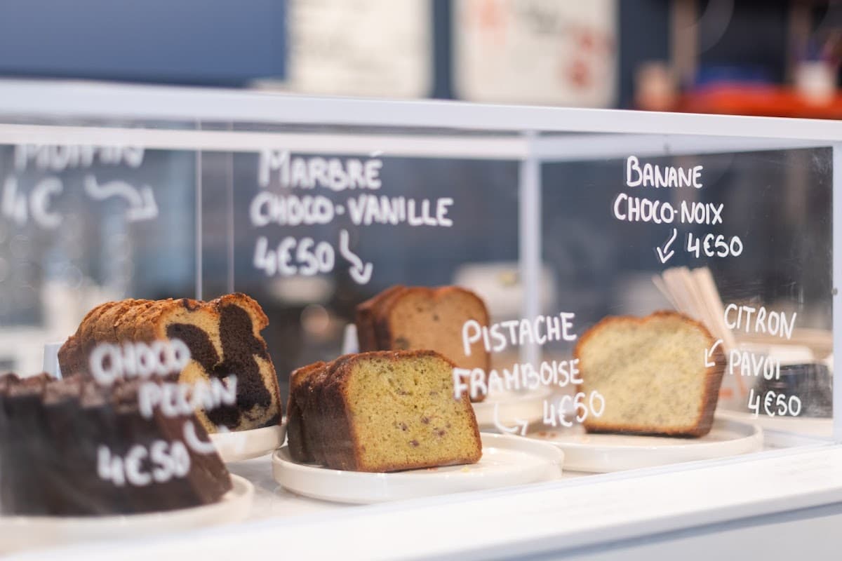 Café Pli - Parmentier — specialty coffee shop in Paris (photo 1)
