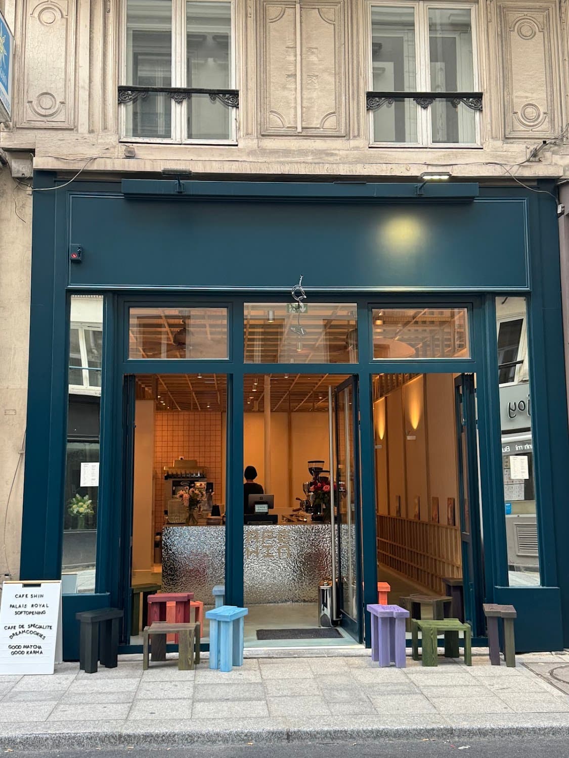 Café SHIN - Palais Royal, specialty coffee shop in Paris