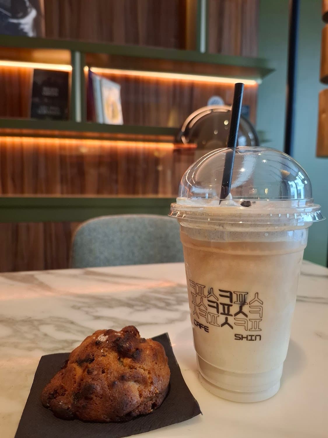 Café SHIN - Palais Royal — specialty coffee shop in Paris (photo 3)