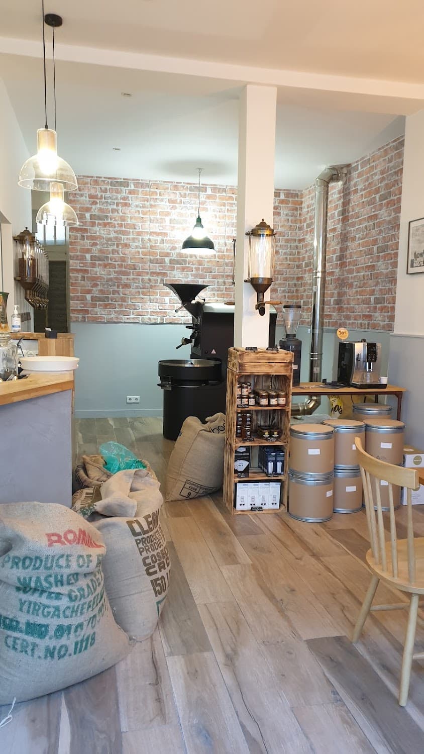 Café vert, specialty coffee shop in Paris (photo 8)