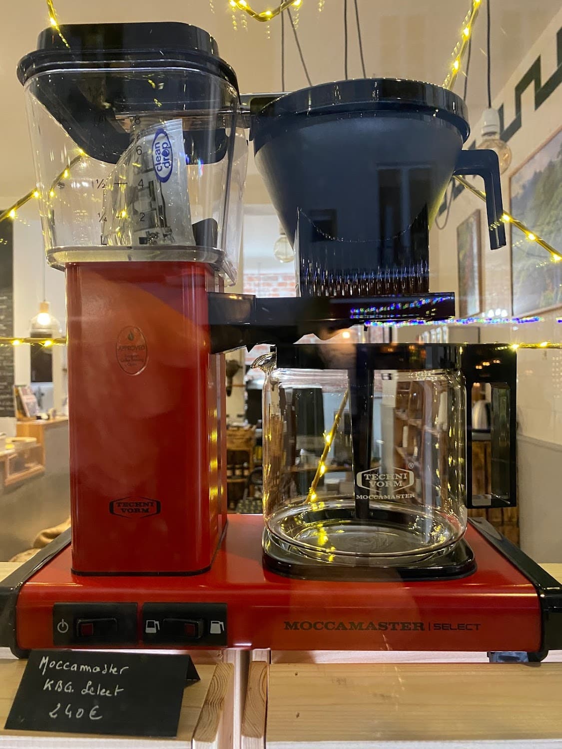 Café vert — specialty coffee shop in Paris (photo 6)