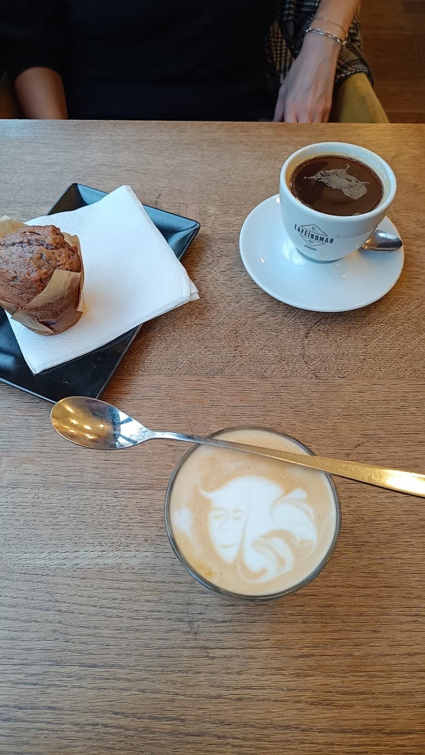 Caféinoman, specialty coffee shop in Paris (photo 8)