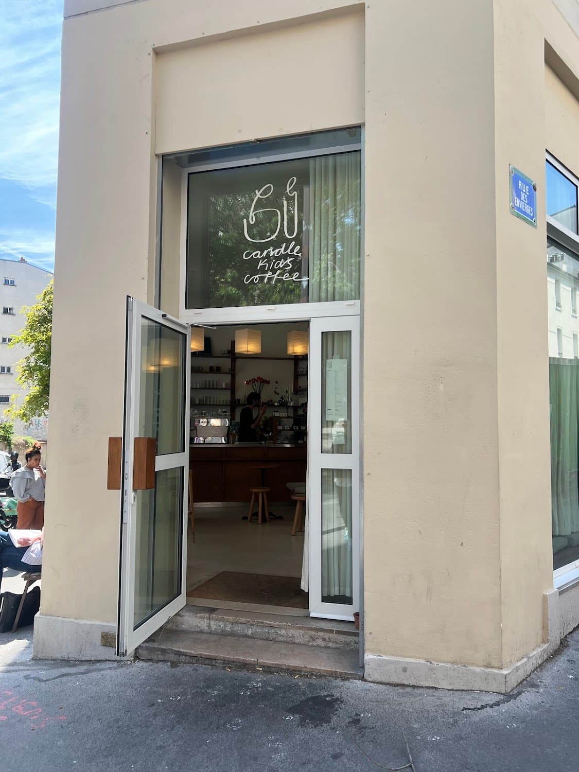 Candle Kids Coffee, specialty coffee shop in Paris (photo 8)
